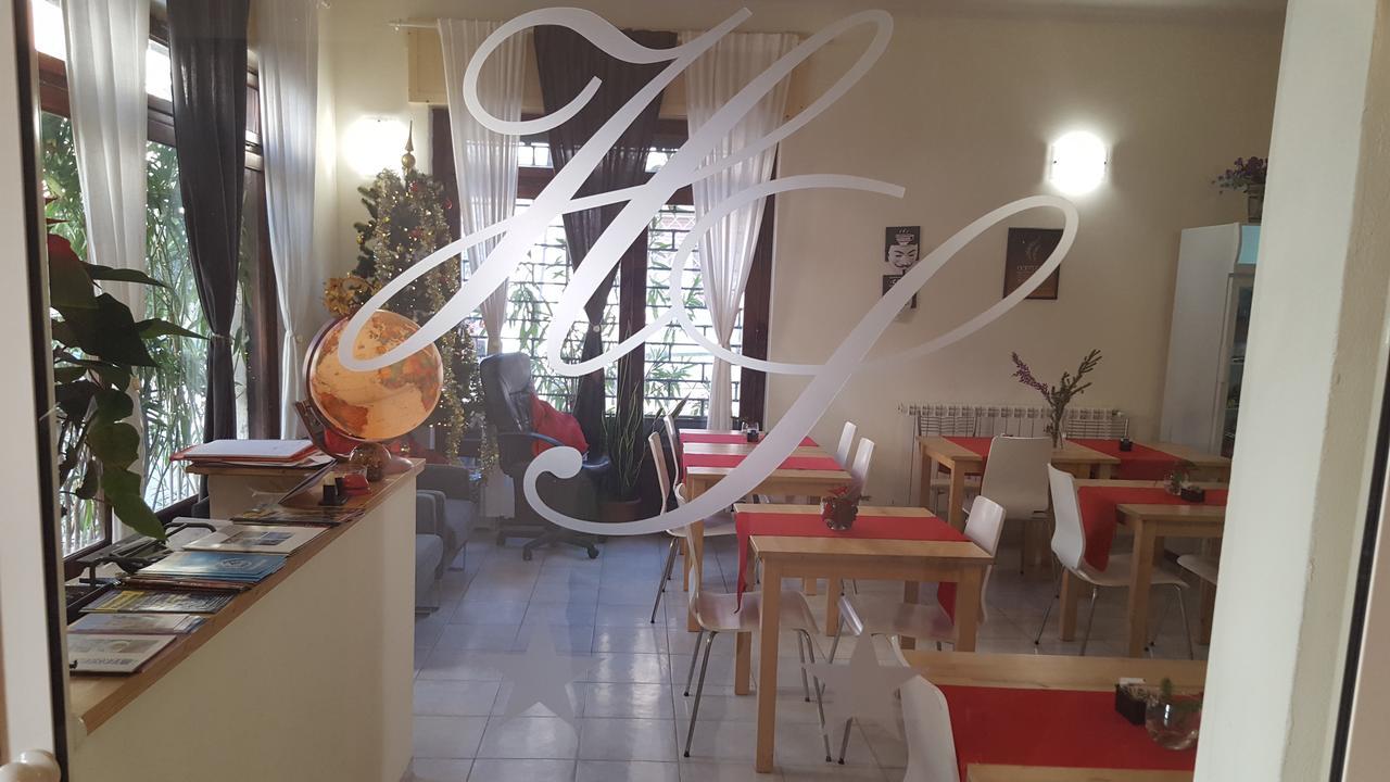 Hotel Sauro Виареджо Екстериор снимка